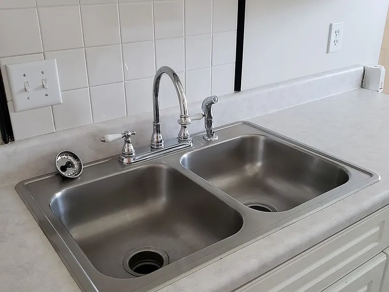 404 Northrop Pl — Photo 12