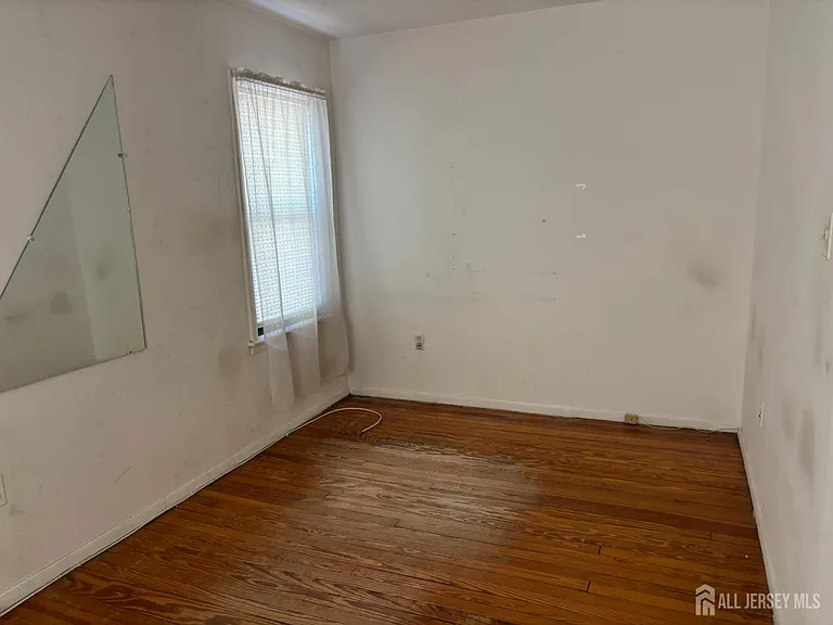 16 Yates Ave #18 — Photo 8