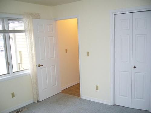 5th image of 1831 Hankins Dr