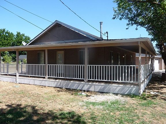 Wraparound porch