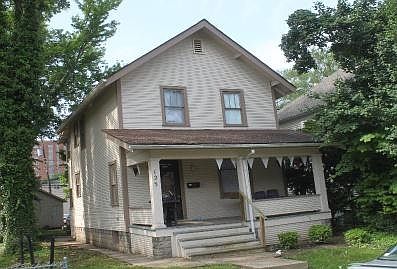 1st image of 125 W Norwich Ave