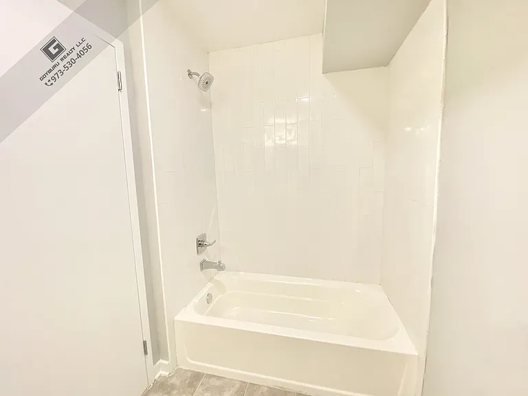 188 21st Ave #311 — Photo 5