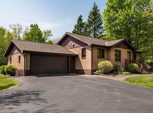 4803 S Shore Dr, Duluth, MN 55811