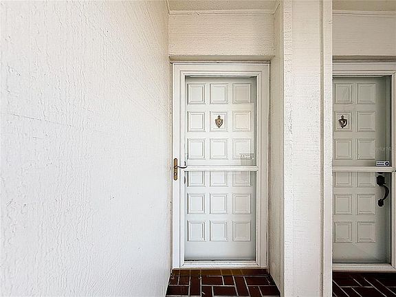 2nd image of 6211 SUN BOULEVARD #211