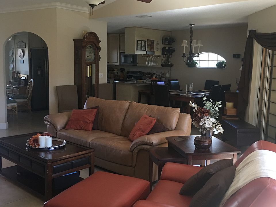 1st image of 628 Watercrest Dr