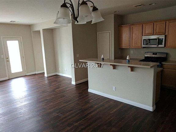 2nd image of 325 Plum Horse Ave