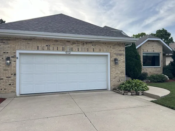 612 Edelweiss Dr, Antioch, IL 60002