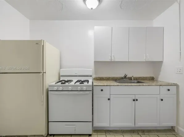 126 SW 18th Ave #4, Miami, FL 33135