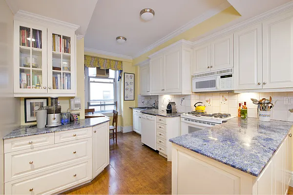 Sold by Stribling | media 15