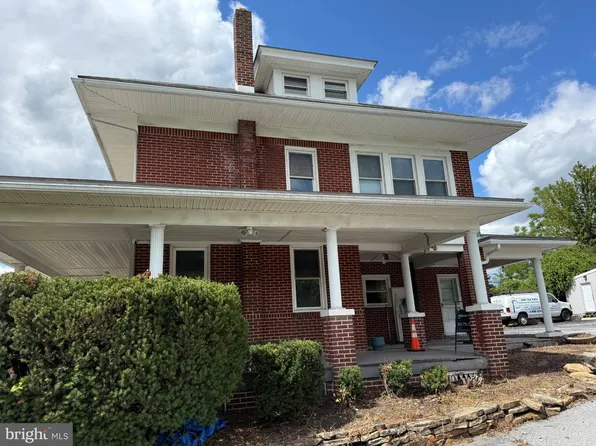 6271 Perkiomen Ave, Birdsboro, PA 19508