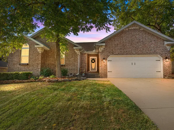 108 W Twin Oak Drive, Nixa, MO 65714