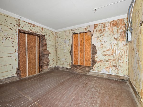 lexington-kentucky-446756855 picture