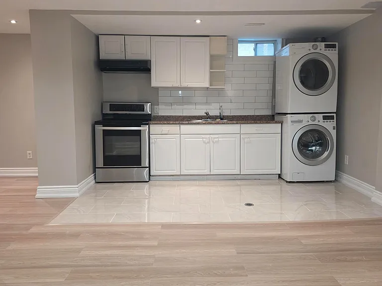 1566 Marshcourt Dr #BASEMENT — Photo 6