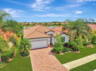 9824 Hilltop Dr, Venice, FL 34292
