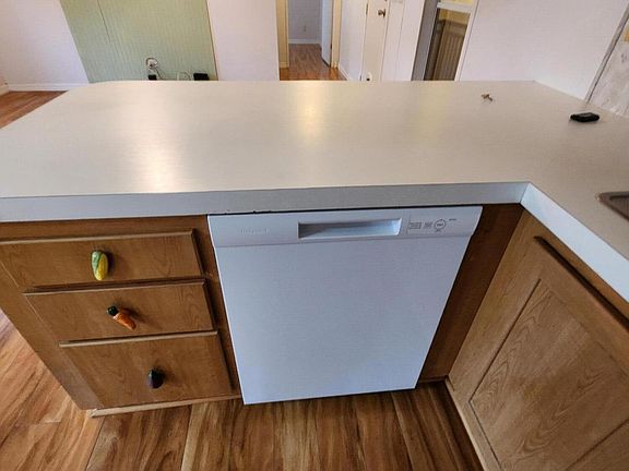 4th image of 4168 Gatewood St