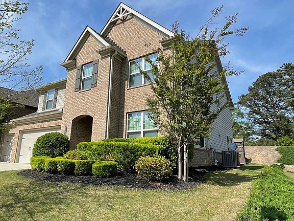 2nd image of 2411 Arnold Palmer Way
