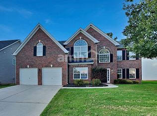 7673 Natalie Commons Dr, Denver, NC 28037