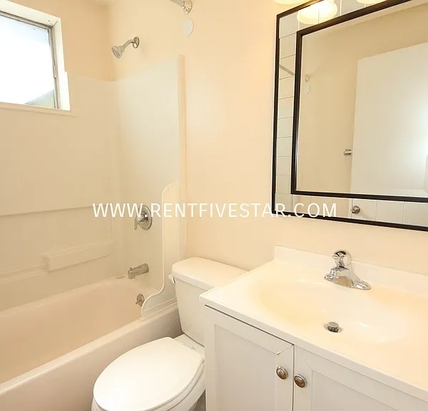 1011 Deon Dr #10 — Photo 12