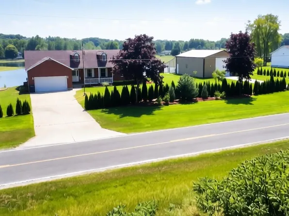 8683 E Hawley Rd, Hesperia, MI 49421