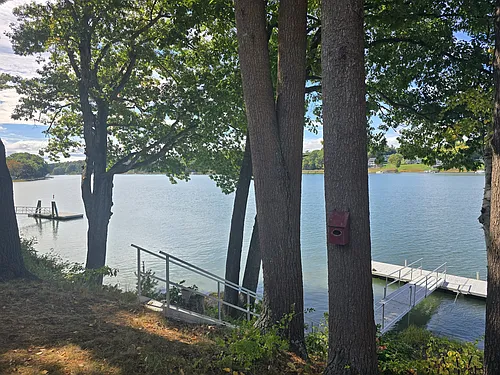 49 Riverview Dr #A Photo 1