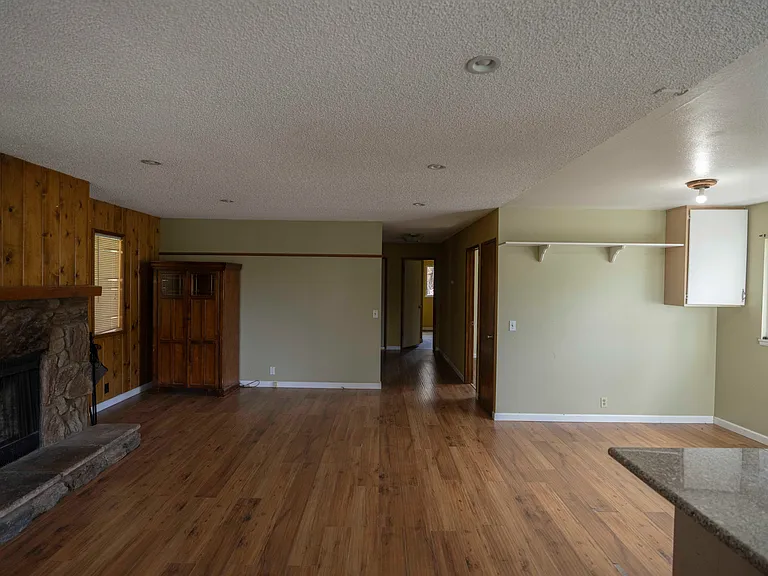 26425 Lake Forest Dr — Photo 6