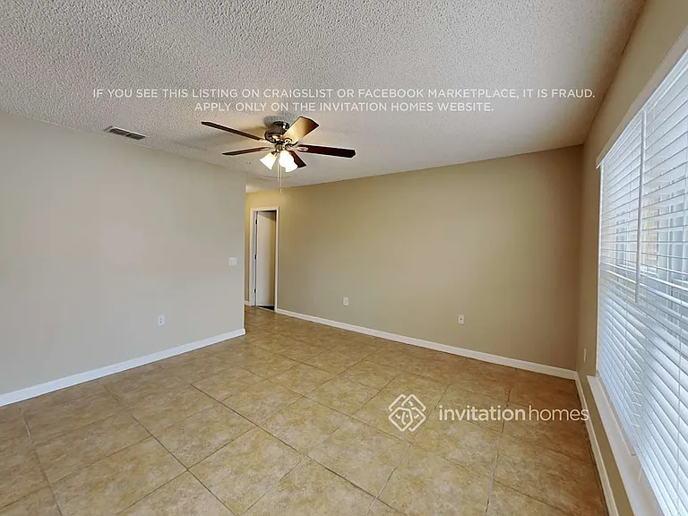 10749 Laxton St — Photo 8