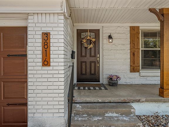 2nd image of 3816 Pine Ave