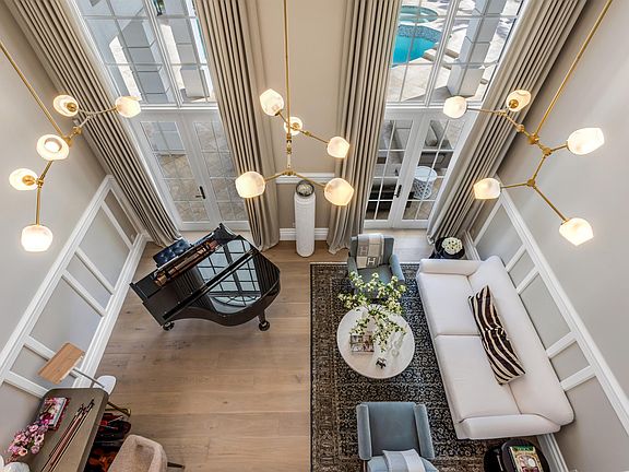 4th image of 4540 NW 24th Avenue