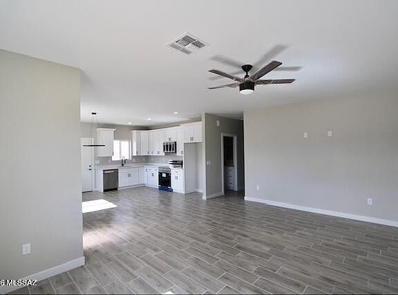 5th image of 1761 Grado Ct