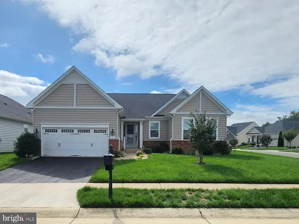 9816 Balls Bluff Dr, Fredericksburg, VA 22407
