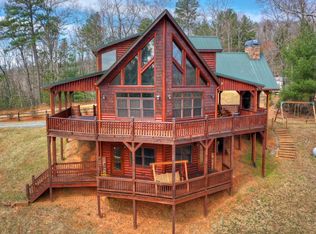 220 Flagpole Cir, Ellijay, GA 30540