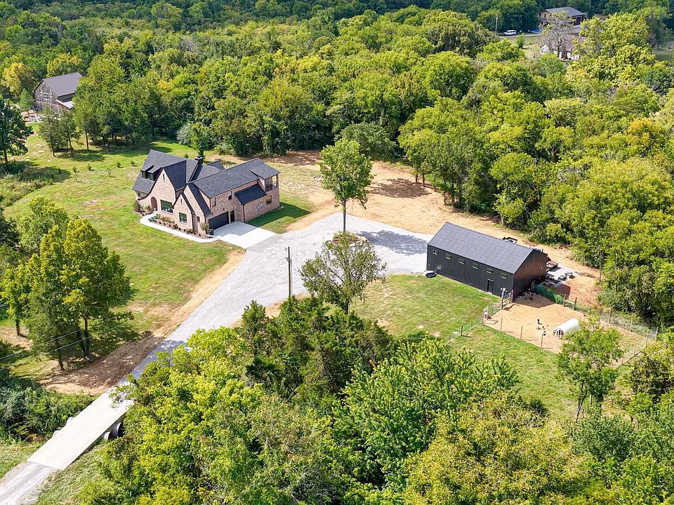 1st image of 7312 Woodfin Rd