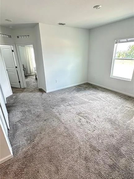 3255 Laurent Loop — Photo 10
