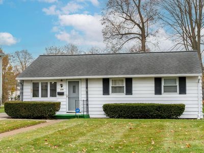 606 N Twyckenham Dr, South Bend, IN, 46617