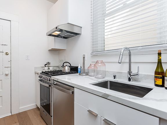 5th image of 1230 Jackson St #5