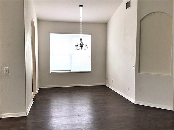 4th image of 8350 Moccasin Trail Dr
