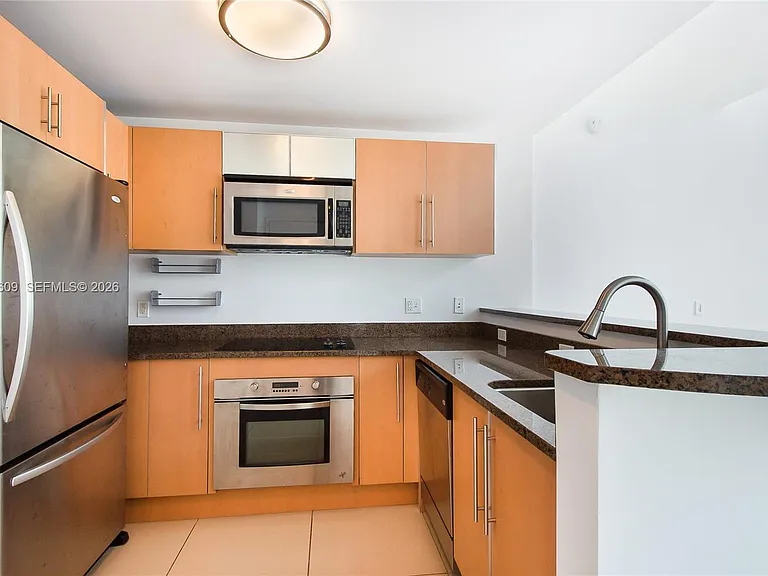 300 S Biscayne Blvd #L-428 — Photo 10