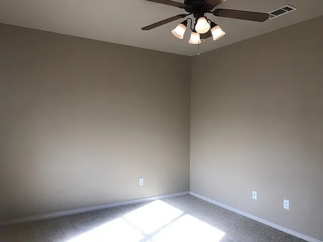 424 Forest Dr — Photo 12