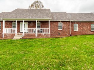 327 Arabian Ln, Springfield, TN 37172