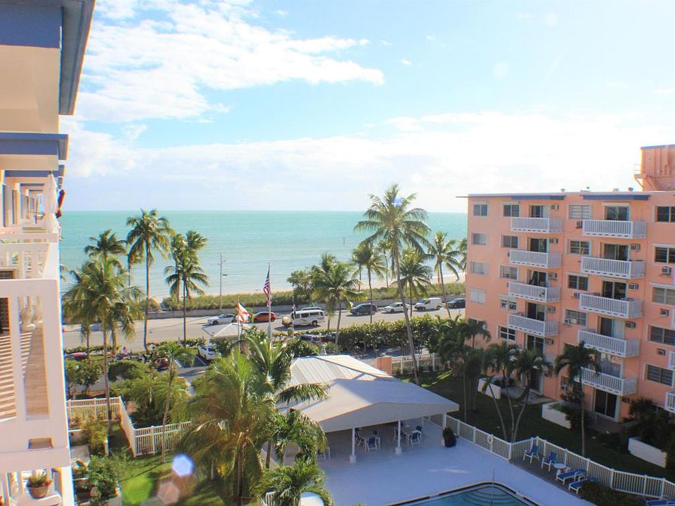 1st image of 2601 S Roosevelt Blvd APT 611B