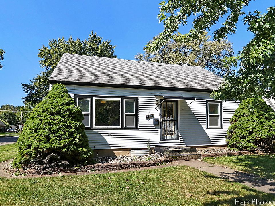 1st image of 1203 Jewett St