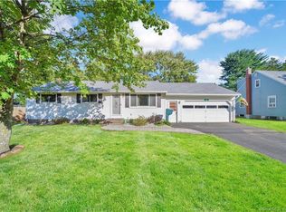 3 Alaimo Dr, Enfield, CT 06082