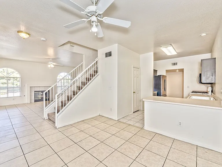 1637 Cave Spring Dr — Photo 13