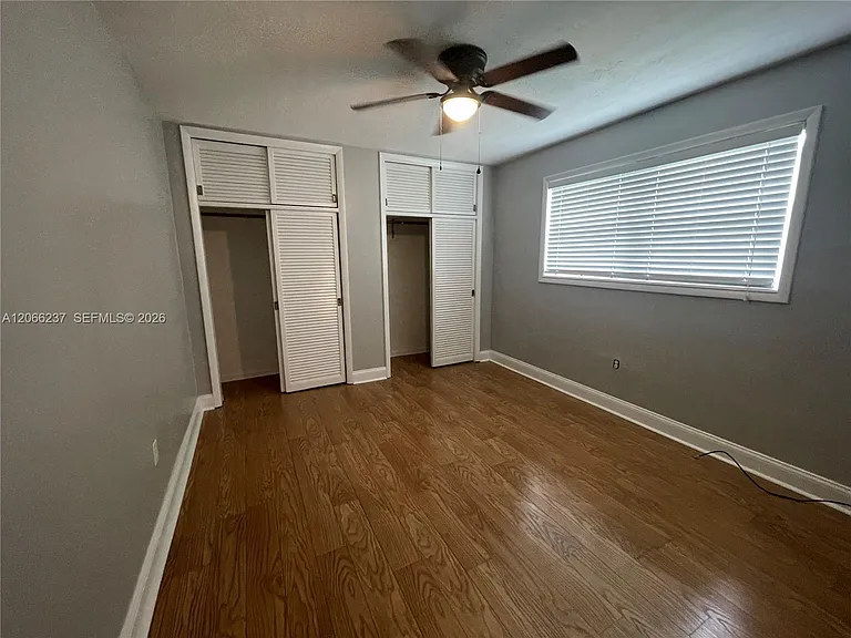 9301 SW 54th St — Photo 23