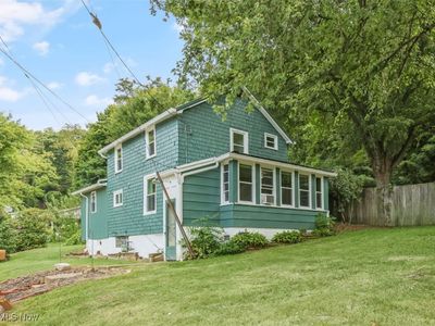733 Critchfield St, Millersburg, OH, 44654