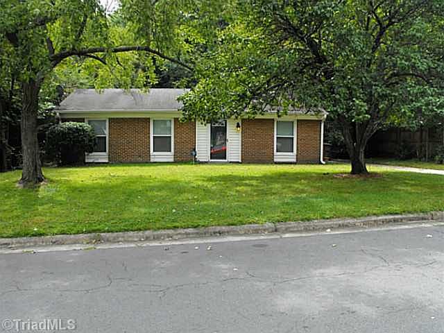 1st image of 617 Ireland St