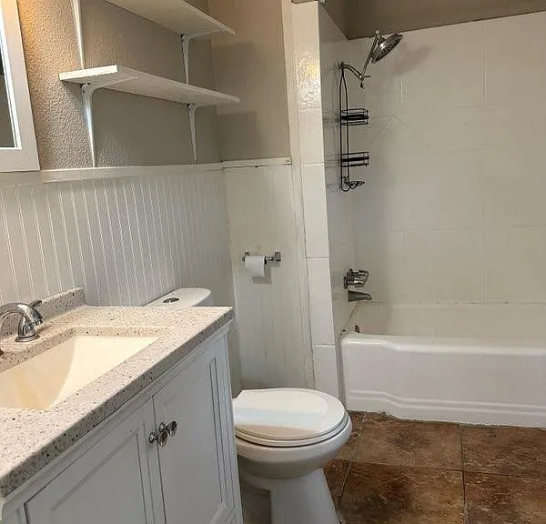 401 Louisiana Ave #4 — Photo 4