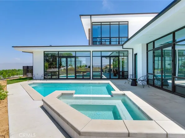 1922 Edgefair Ln, Redlands, CA 92373