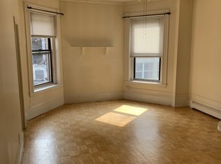 290 Newbury St APT 1R, Boston, MA 02115