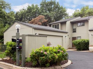 11140 Abbott Ln, Minnetonka, MN 55343